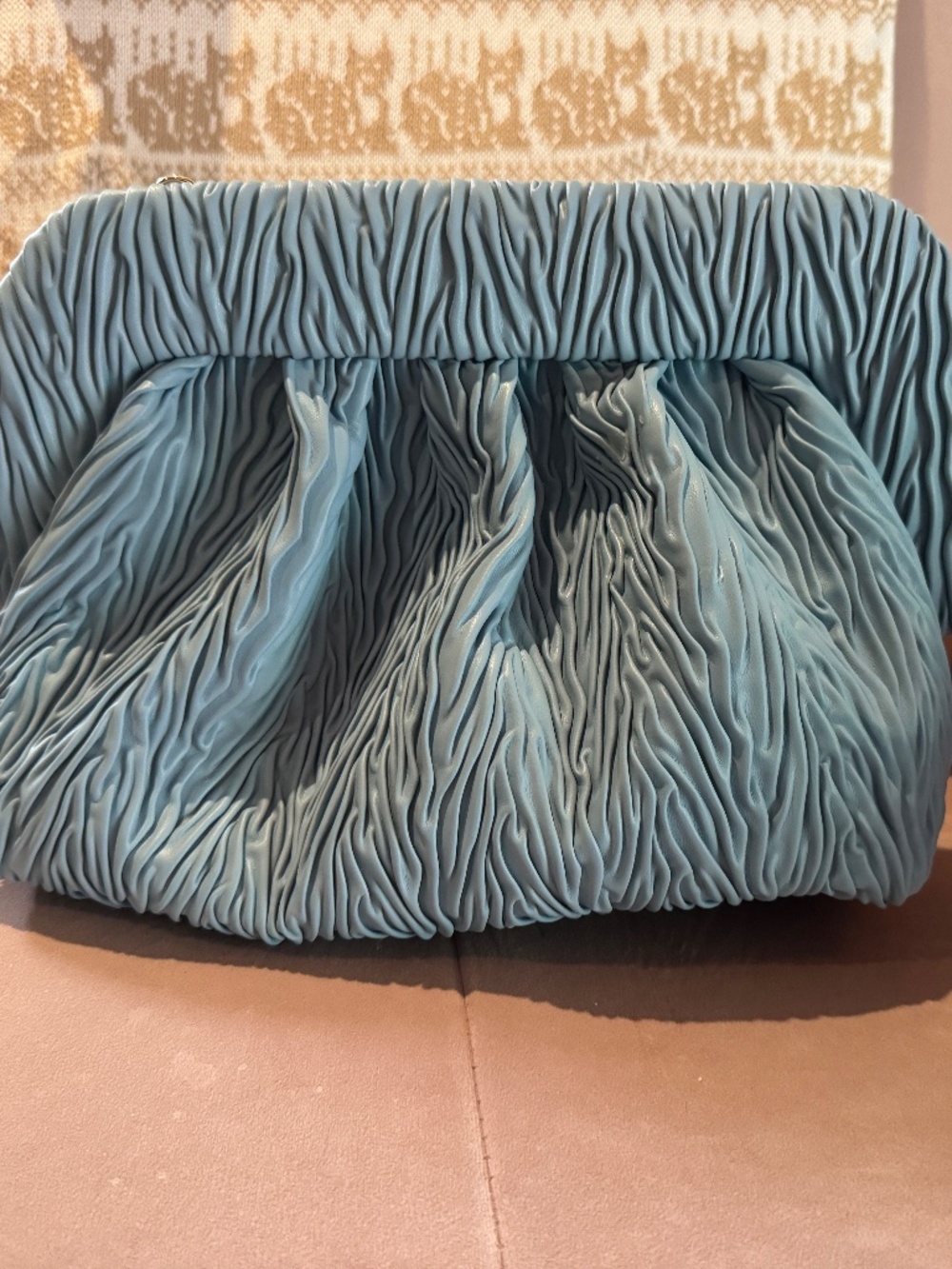 THEMOIRè Clutch Bag